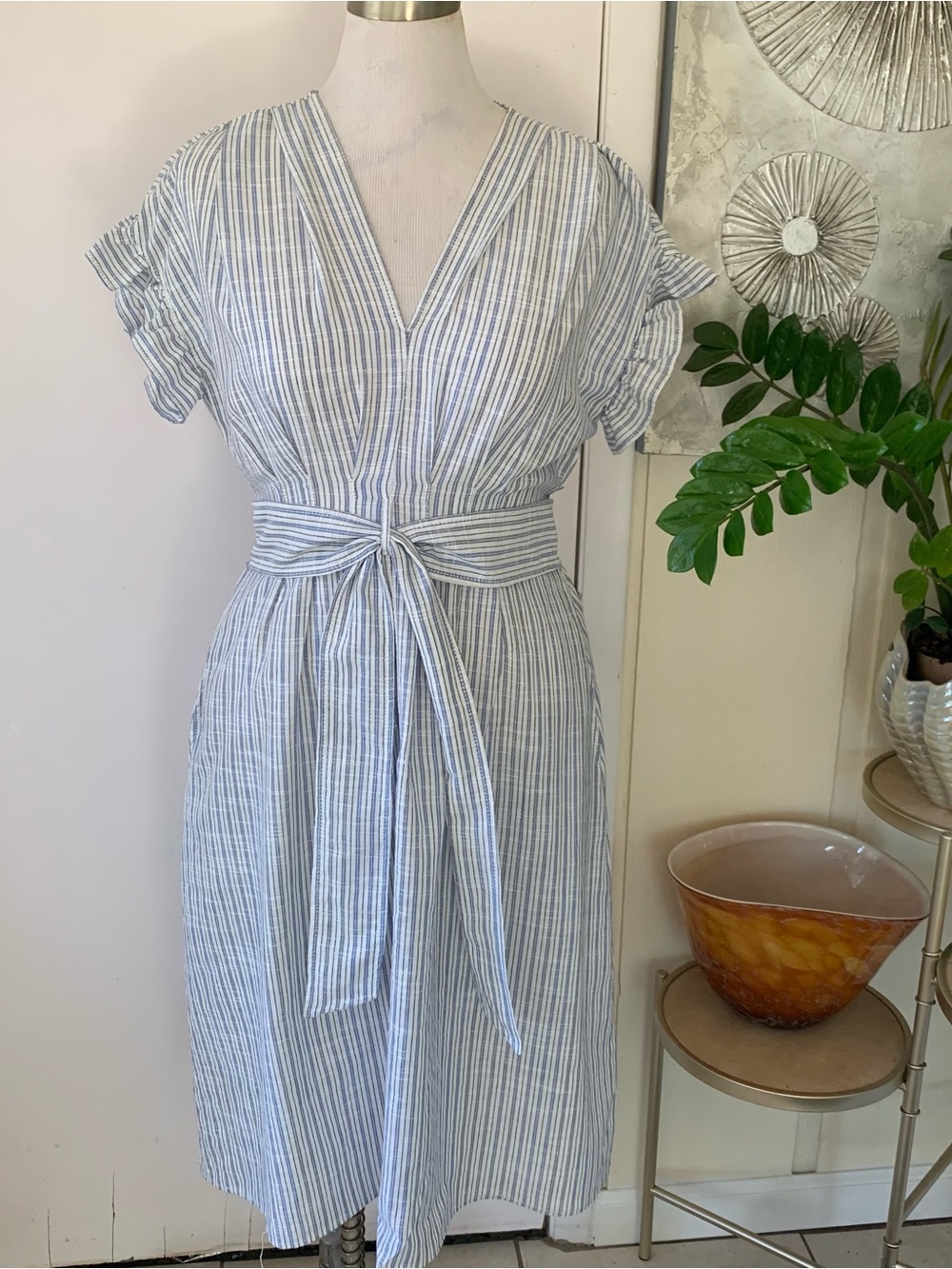 NWT Max Studio Striped Cotton Blend  Ruffle Sleeve Tie V-Neck Midi Dress L